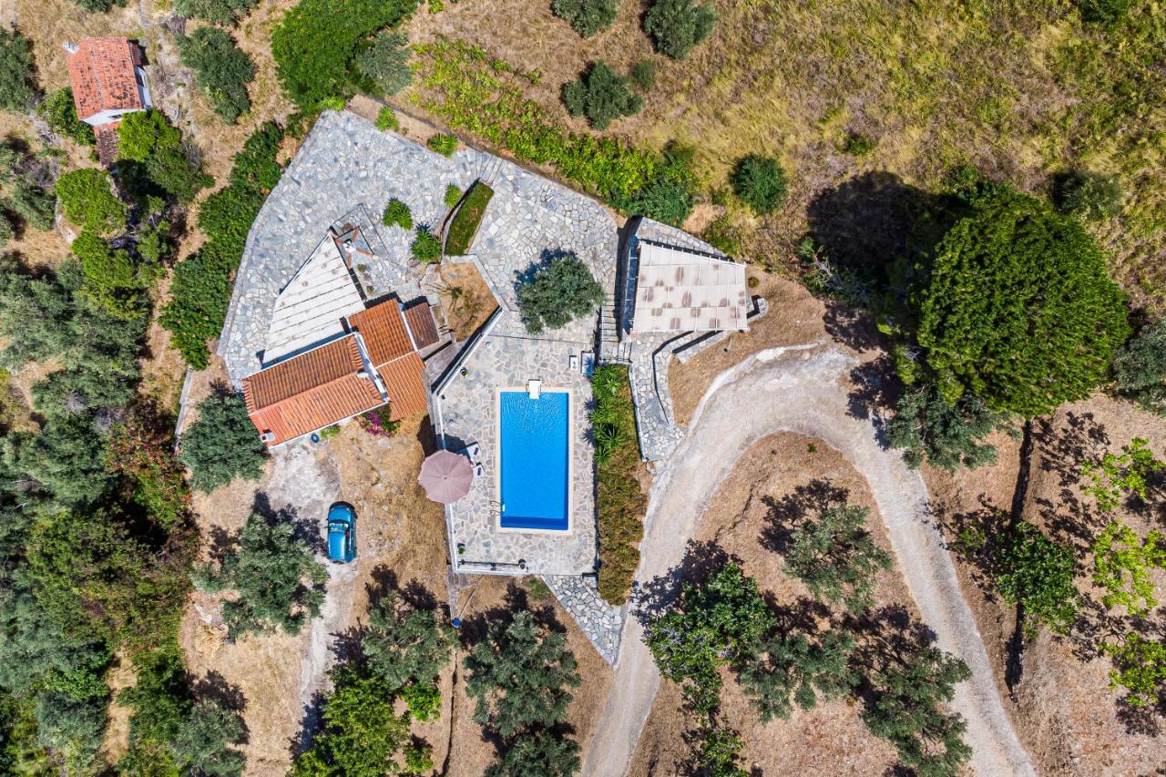 Villa Fotini Kalivi In Raches Panormos  Buitenkant foto