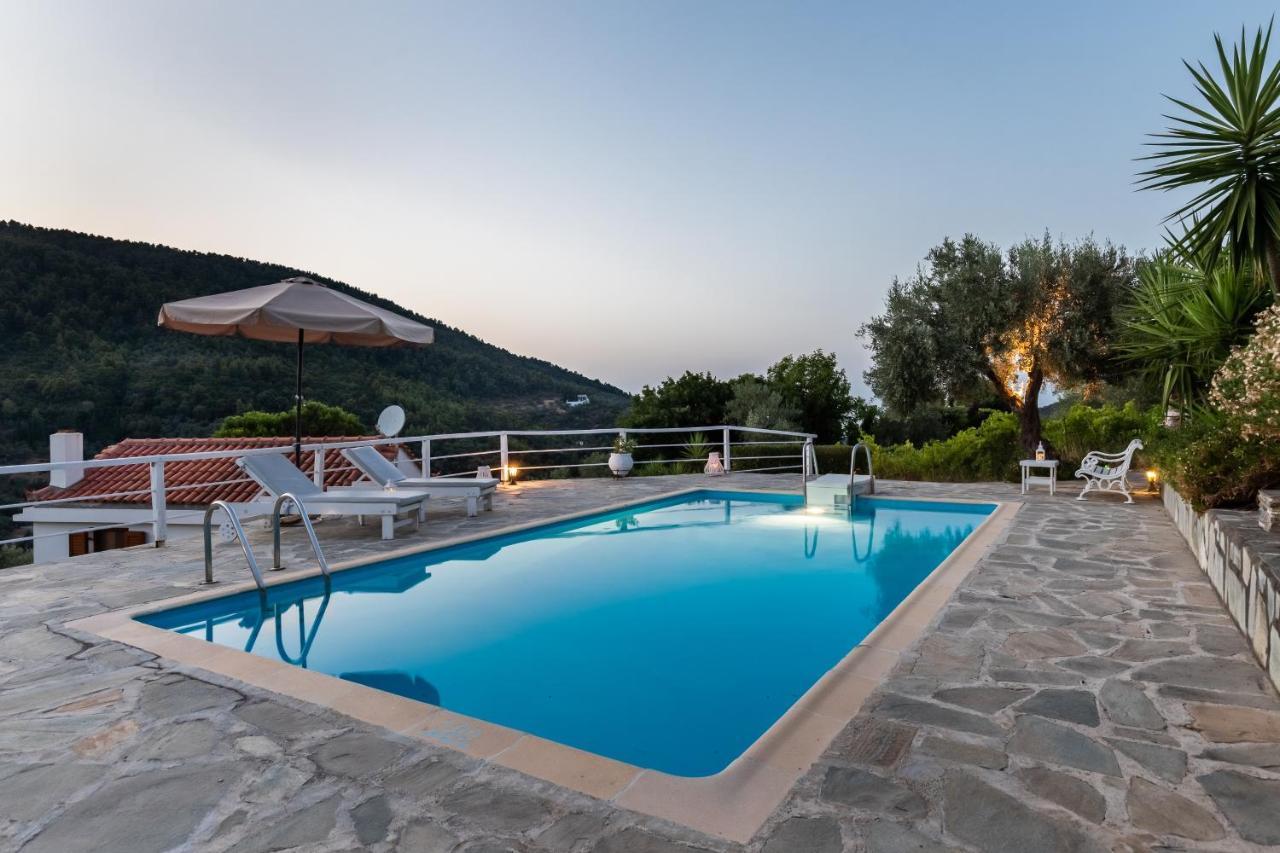 Villa Fotini Kalivi In Raches Panormos  Buitenkant foto
