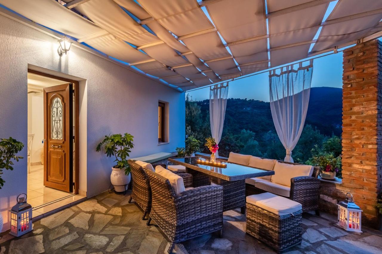 Villa Fotini Kalivi In Raches Panormos  Buitenkant foto